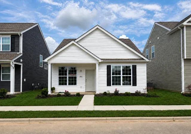 Homes for sale in Newark, OH | 1960 Jamesburg St, Newark, OH 43055 | MLS# 226020601