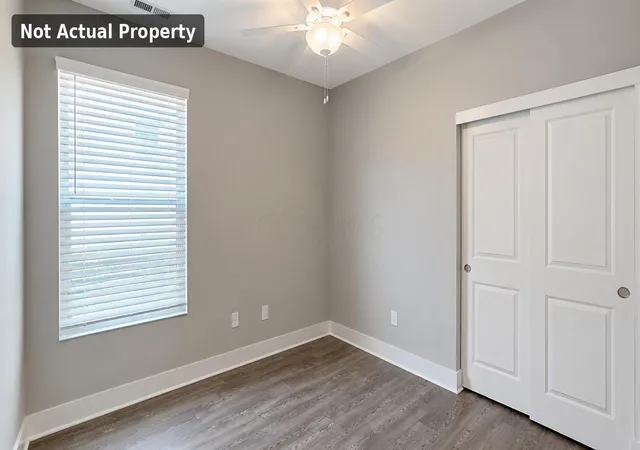 Homes for sale in Newark, OH | 1960 Jamesburg St, Newark, OH 43055 | MLS# 226020601