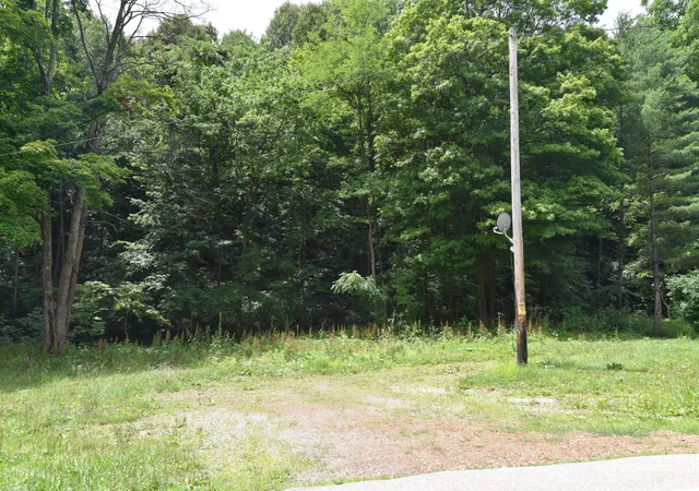 Homes for sale in Laurelville, OH | 23769 State Route 327, Laurelville, OH 43135 | MLS# 226020618