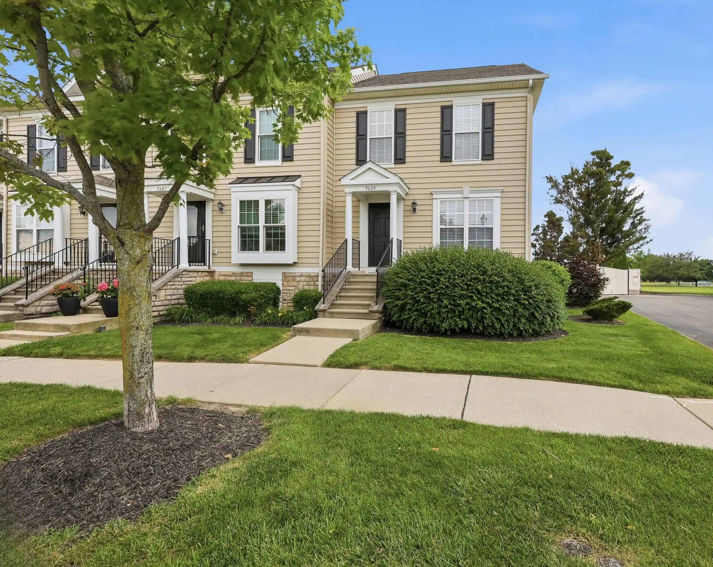 Listing Photo 1 - Condo for sale in 5609 Rainbow Fls St located at 5609 Rainbow Fls St, Dublin, OH 43016 - Unit #23