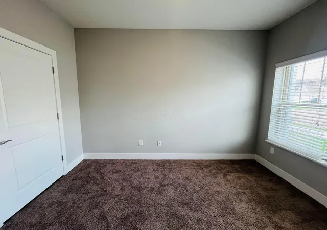 Listing Photo 2 - Condo for sale in building located at 6809 Rolfe Ave, New Albany, OH 43054 - Unit #