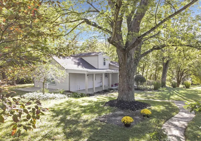 Homes for sale in Germantown, OH | 11968 Ohio 725, Germantown, OH 45327 | MLS# 226020633