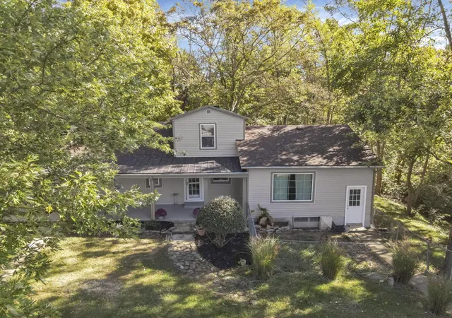 Photo 4 of Single family home for sale at 11968 Ohio 725, Germantown, OH 45327 | MLS# 226020633 | Listing updated on 2026-07-31