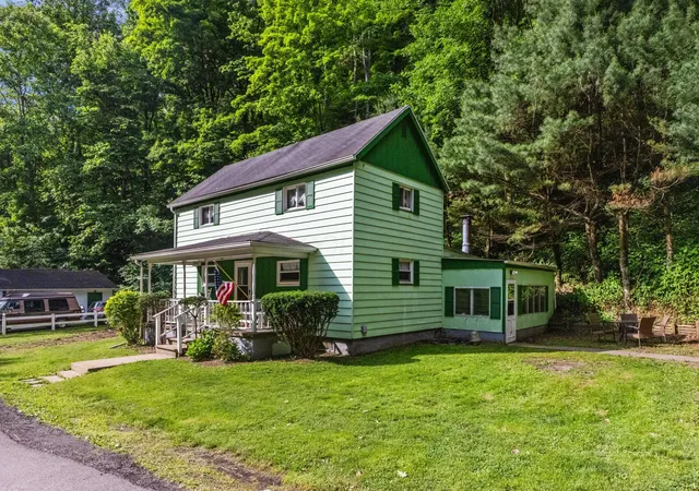 Photo 3 of Single family home for sale at 19112 Ohio 152, Toronto, OH 43964 | MLS# 226021243 | Listing updated on 2026-08-21