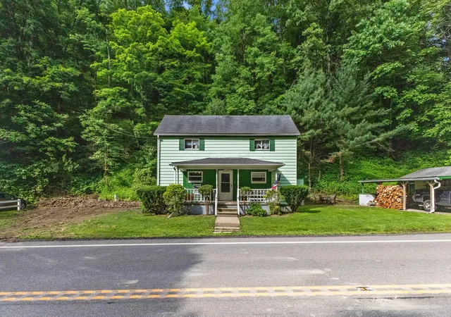 Photo 4 of Single family home for sale at 19112 Ohio 152, Toronto, OH 43964 | MLS# 226021243 | Listing updated on 2026-08-21