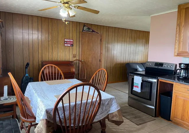 Homes for sale in Mount Sterling, OH | 9639 Cook Yankeetown Rd Ne, Mount Sterling, OH 43143 | MLS# 226020667