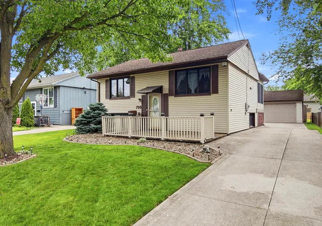 1st image of 799 Vancouver Dr, Marion, OH 43302 | MLS# 226020933