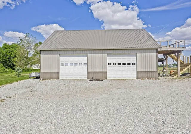 Homes for sale in Centerburg, OH | 1050 Eckard Rd, Centerburg, OH 43011 | MLS# 226020695