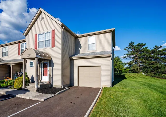 Homes for sale in Hilliard, OH | 5597 Valencia Park Blvd #11E, Hilliard, OH 43026 | MLS# 226020722