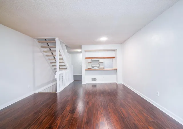 Homes for sale in Hilliard, OH | 5597 Valencia Park Blvd #11E, Hilliard, OH 43026 | MLS# 226020722