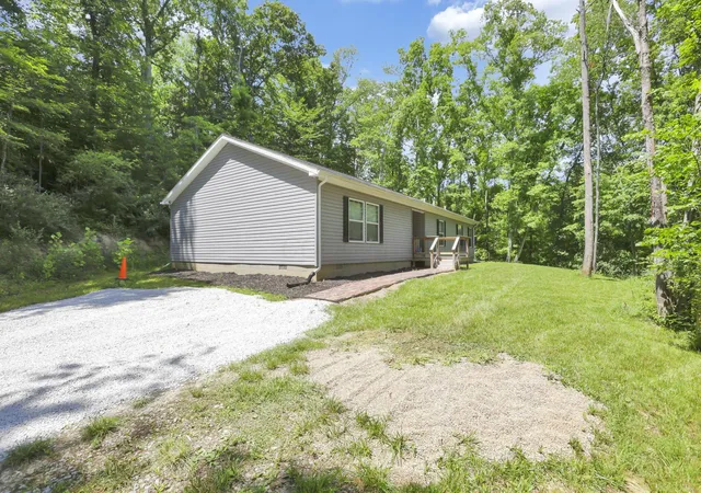 Homes for sale in Rockbridge, OH | 19354 Deerberry Ln, Rockbridge, OH 43149 | MLS# 226022071