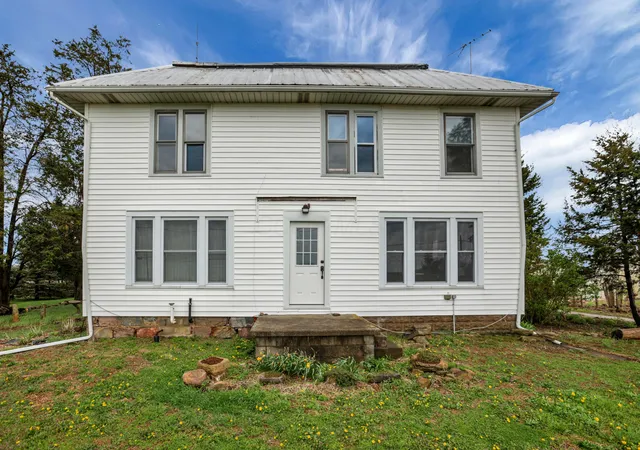 Homes for sale in New London, OH | 141 State Route 60, _, New London, OH 44851 | MLS# 226020733