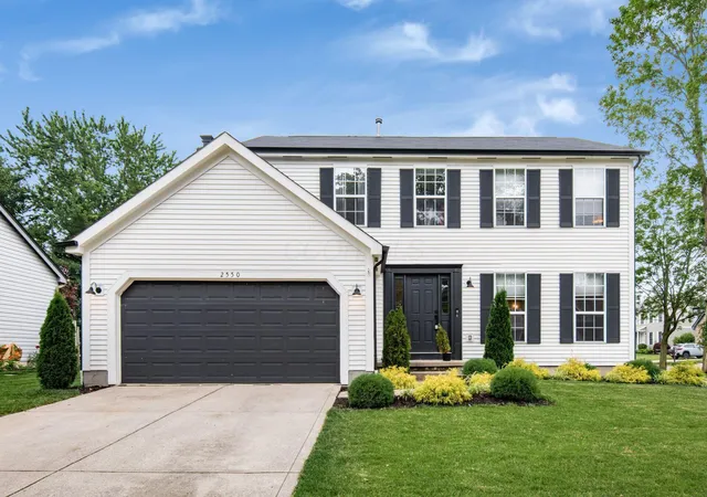 Homes for sale in Powell, OH | 2550 Breathstone Dr, Powell, OH 43065 | MLS# 226023923