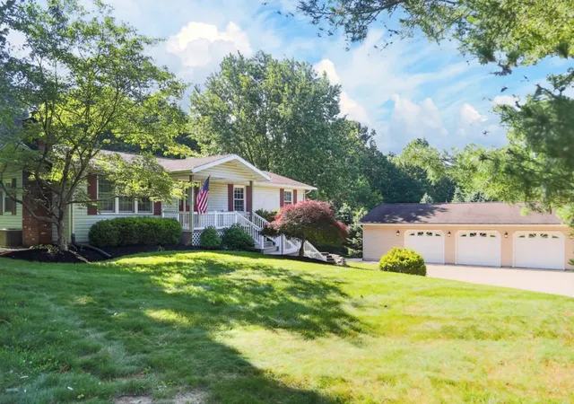Homes for sale in Howard, OH | 1588 Apple Valley Dr, Howard, OH 43028 | MLS# 226020747