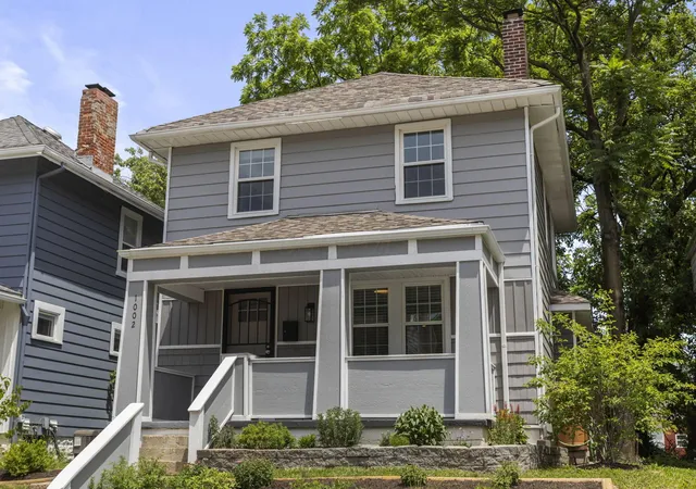 Photo 3 of Single family home for sale at 1002 Ellsworth Ave, Columbus, OH 43206 | MLS# 226020757 | Listing updated on 2026-07-29