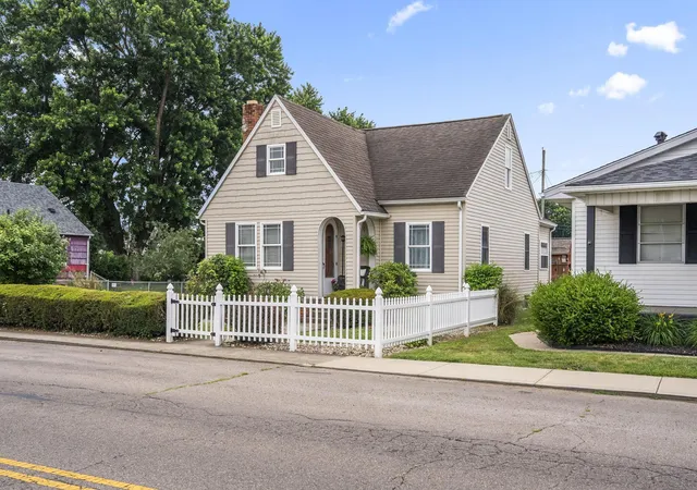 Homes for sale in Chillicothe, OH | 694 Orange St, Chillicothe, OH 45601 | MLS# 226020891