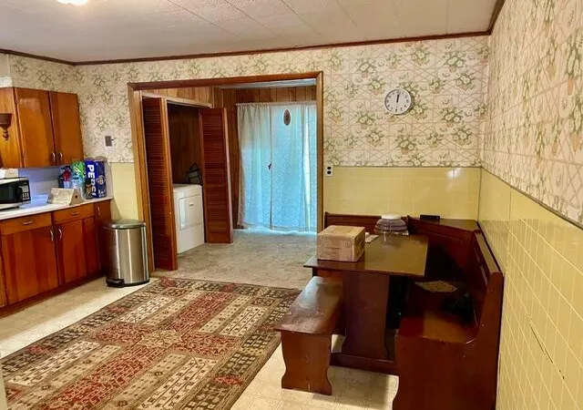 Homes for sale in Nelsonville, OH | 792 Poplar St, Nelsonville, OH 45764 | MLS# 226020783