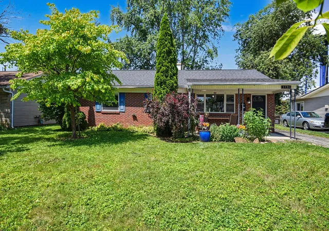 Homes for sale in Hilliard, OH | 3791 Westbrook Dr, Hilliard, OH 43026 | MLS# 226023607