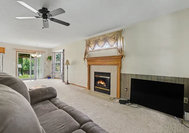 Homes for sale in Delaware, OH | 377 Cobblestone Dr, Delaware, OH 43015 | MLS# 226023738