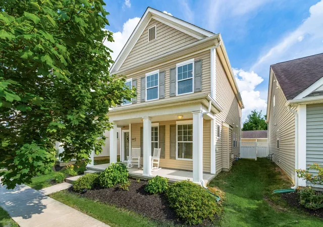 Homes for sale in Blacklick, OH | 7887 Ashenden Dr, Blacklick, OH 43004 | MLS# 226025150