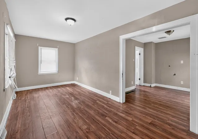 4th image of 2864 E 9Th Ave, Columbus, OH 43219 | MLS# 226024181