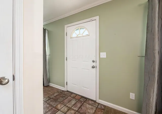 Photo 2 of Single family home for sale at 253 Washington Ave, London, OH 43140 | MLS# 226020892 | Listing updated on 2026-07-28