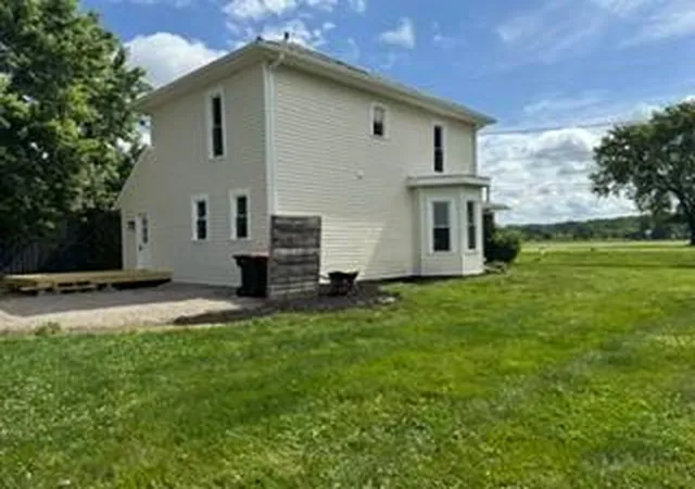 3rd image of 133 S Broad St, Bremen, OH 43107 | MLS# 226020988