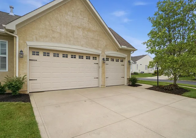Photo 4 of Condo for sale at 4735 Medalist Ct, Westerville, OH 43082 | MLS# 226021055 | Listing updated on 2026-09-07