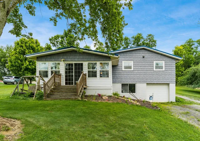 Homes for sale in Thornville, OH | 54 Harbor View Dr Dr, Thornville, OH 43076 | MLS# 226023027