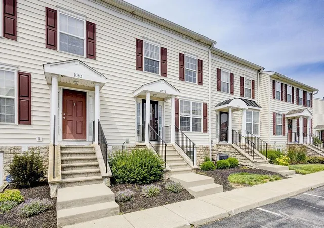 Homes for sale in New Albany, OH | 7022 Gallant Fox Dr #12, New Albany, OH 43054 | MLS# 226021033