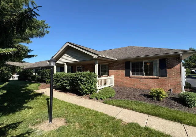 Photo 3 of Condo for sale at 4560 Whittington Dr, Groveport, OH 43125 | MLS# 226021196 | Listing updated on 2026-09-02