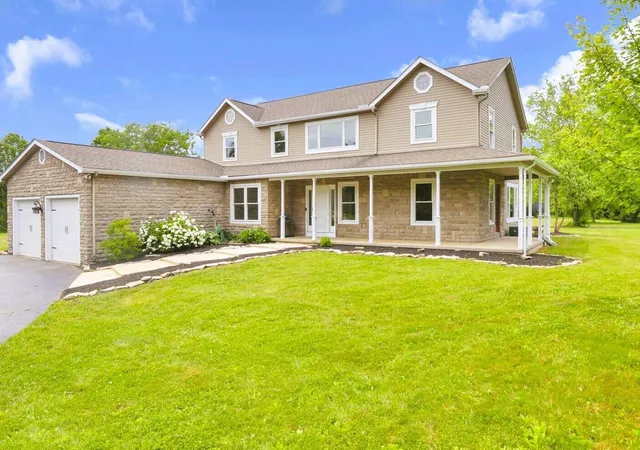 1st image of 1877 Hardin Ln, Powell, OH 43065 | MLS# 226026958