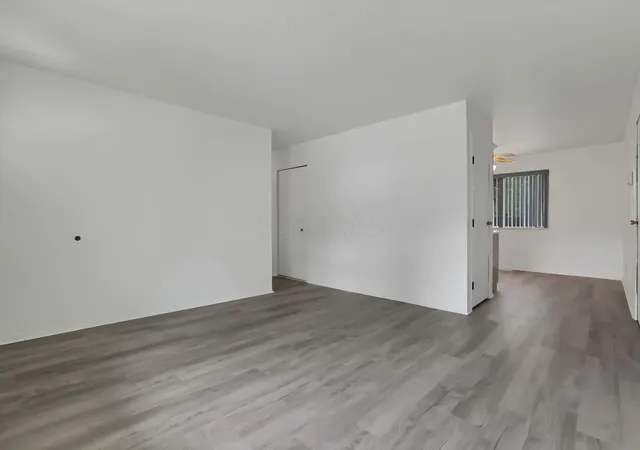 4th image of 4949 Talbert Dr, Columbus, OH 43232 | MLS# 226021453