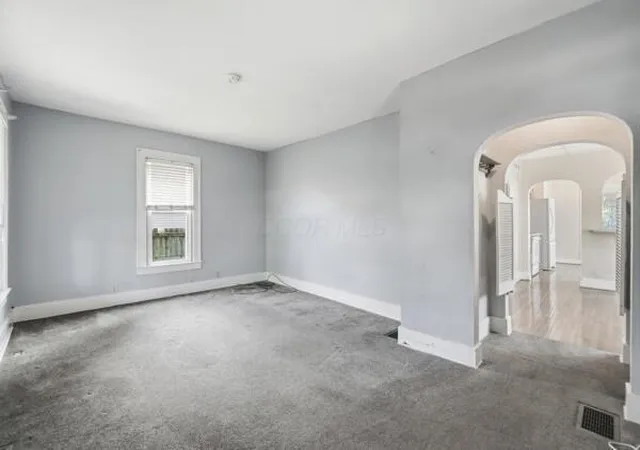 Homes for sale in Bellefontaine, OH | 204 Washington Ave, Bellefontaine, OH 43311 | MLS# 226020943