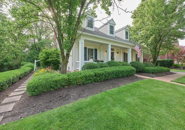 Homes for sale in New Albany, OH | 4004 Tumblebrook Pl, New Albany, OH 43054 | MLS# 226021664