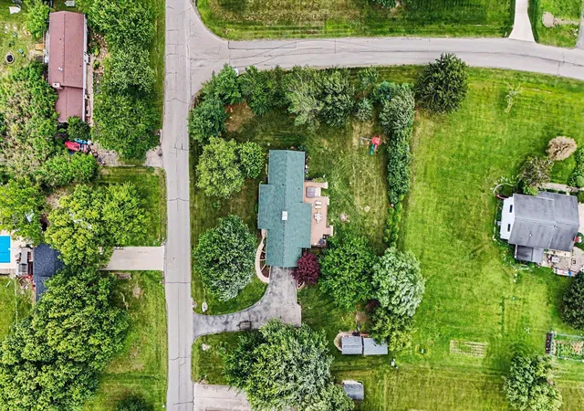 3rd image of 7633 Otterbein Trl Nw, Lancaster, OH 43130 | MLS# 226021211