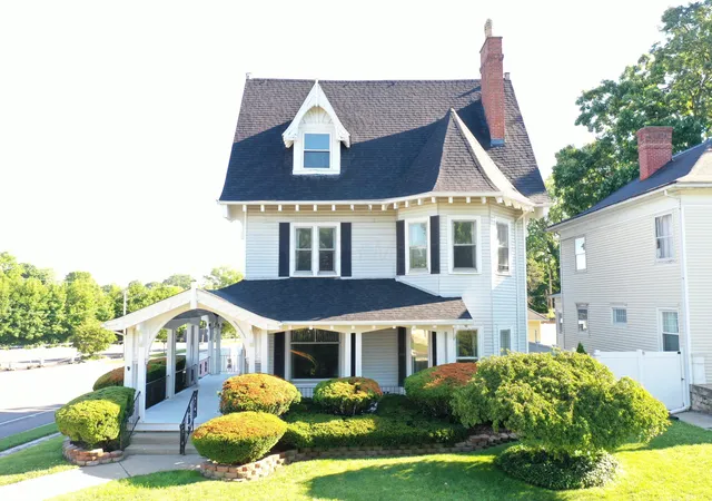 Homes for sale in Urbana, OH | 104 Lafayette Ave, Urbana, OH 43078 | MLS# 226023026