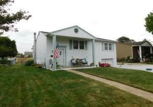 Photo 1 of Single family home for sale at 3940 Hillman Rd W, Columbus, OH 43207 | MLS# 226021037 | Listing updated on 2026-07-29