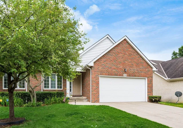 1st image of 530 Radcliff Dr, Westerville, OH 43082 | MLS# 226021263