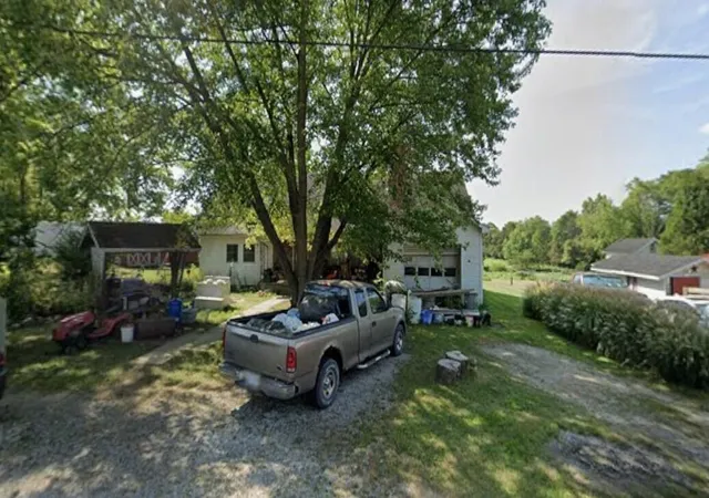 Homes for sale in Jeffersonville, OH | 1551 Harold Rd Ne, Jeffersonville, OH 43128 | MLS# 226021053