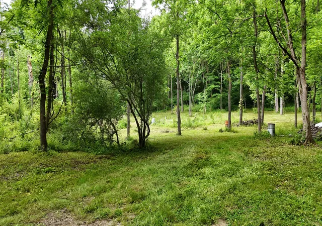 Photo 3 of Sale Pending at 325 W Hanley Rd, Mansfield, OH 44903 | MLS# 226021118 | Listing updated on 2026-08-06