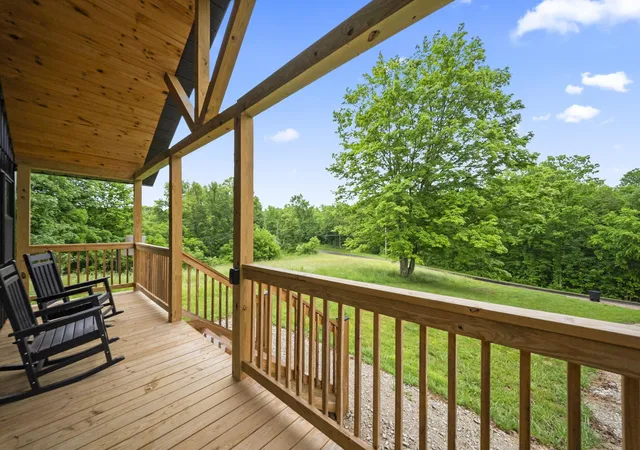 Homes for sale in Glouster, OH | 10005 County Rd 16 Rd Se, Glouster, OH 45732 | MLS# 226021074