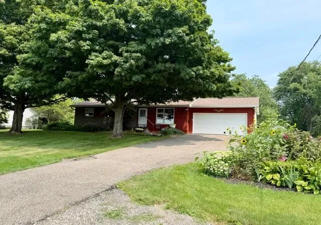 1st image of 9139 Lancaster Rd, Hebron, OH 43025 | MLS# 226029246