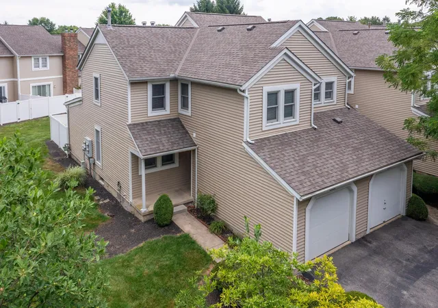 1st image of 5814 Elmbridge Ln, Dublin, OH 43016 | MLS# 226026482