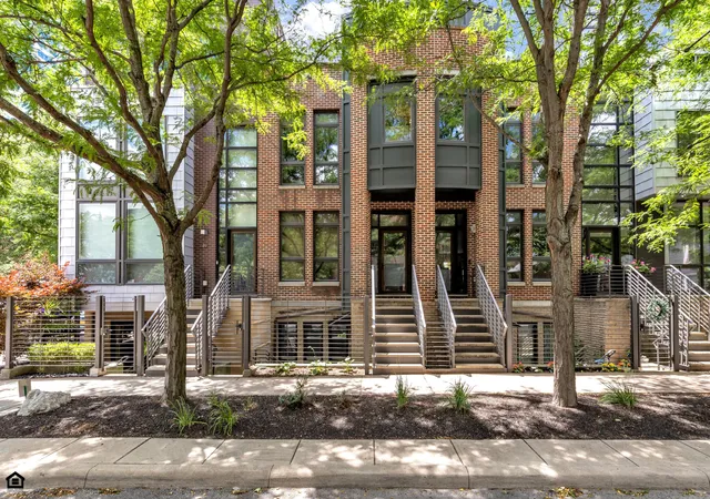 1st image of 53 N 5th St #TH15, Columbus, OH 43215 | MLS# 226022750