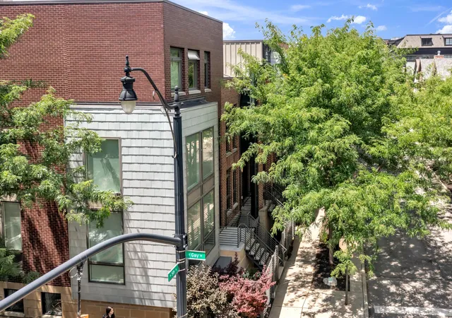 2nd image of 53 N 5th St #TH15, Columbus, OH 43215 | MLS# 226022750