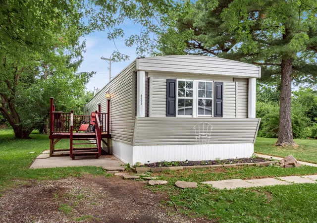 Homes for sale in Orient, OH | 8653 Hollyhock Ln, Orient, OH 43146 | MLS# 226021231