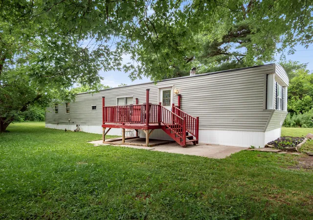 Homes for sale in Orient, OH | 8653 Hollyhock Ln, Orient, OH 43146 | MLS# 226021231