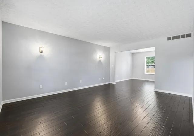 Photo 3 of Single family home for sale at 5100 Locust Post Ln, Columbus, OH 43230 | MLS# 226025358 | Listing updated on 2026-09-15