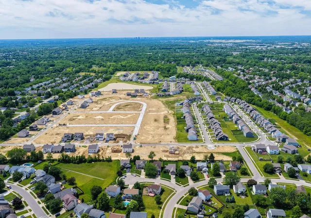 8th image of 826 Hilton Dr, Reynoldsburg, OH 43068 | MLS# 226021144